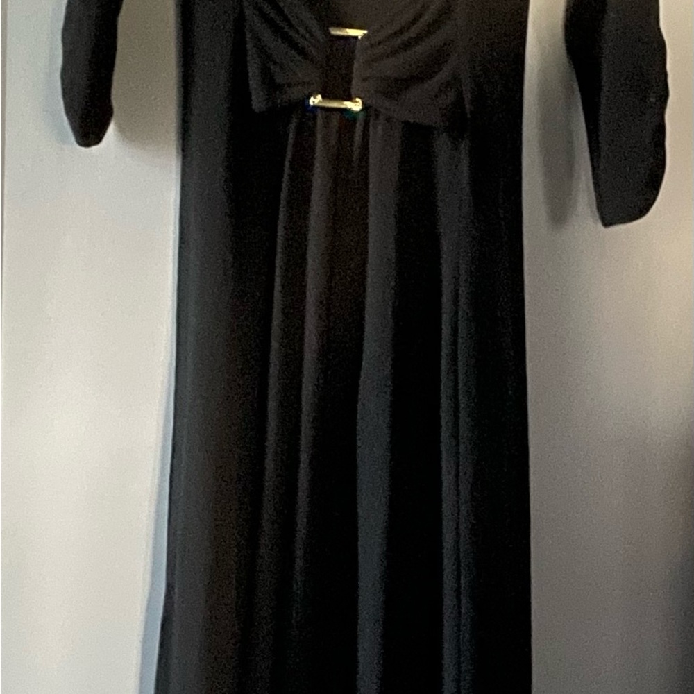 Liz Lange Classic Black Long Sleeve Dress